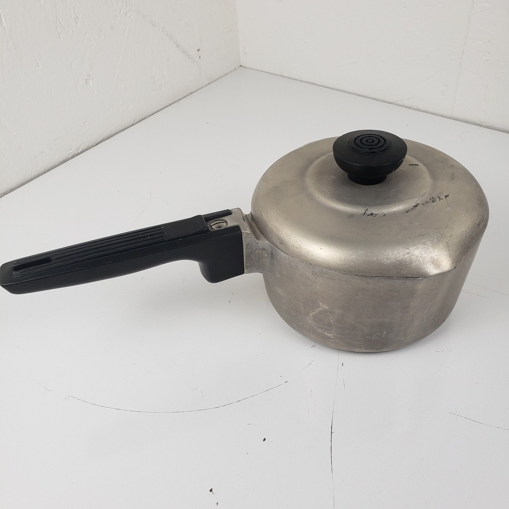 Wagner Ware Sidney O Magnalite 4681 1/2 P Saucepan with Lid 1.5 Qt Vintage + Lid